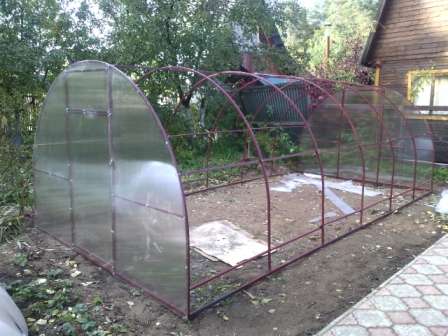 Продаем теплицы арочного типа с бесплатной доставкой